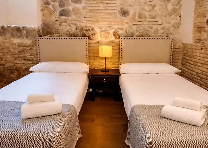 Casa Amelia Daire Toledo